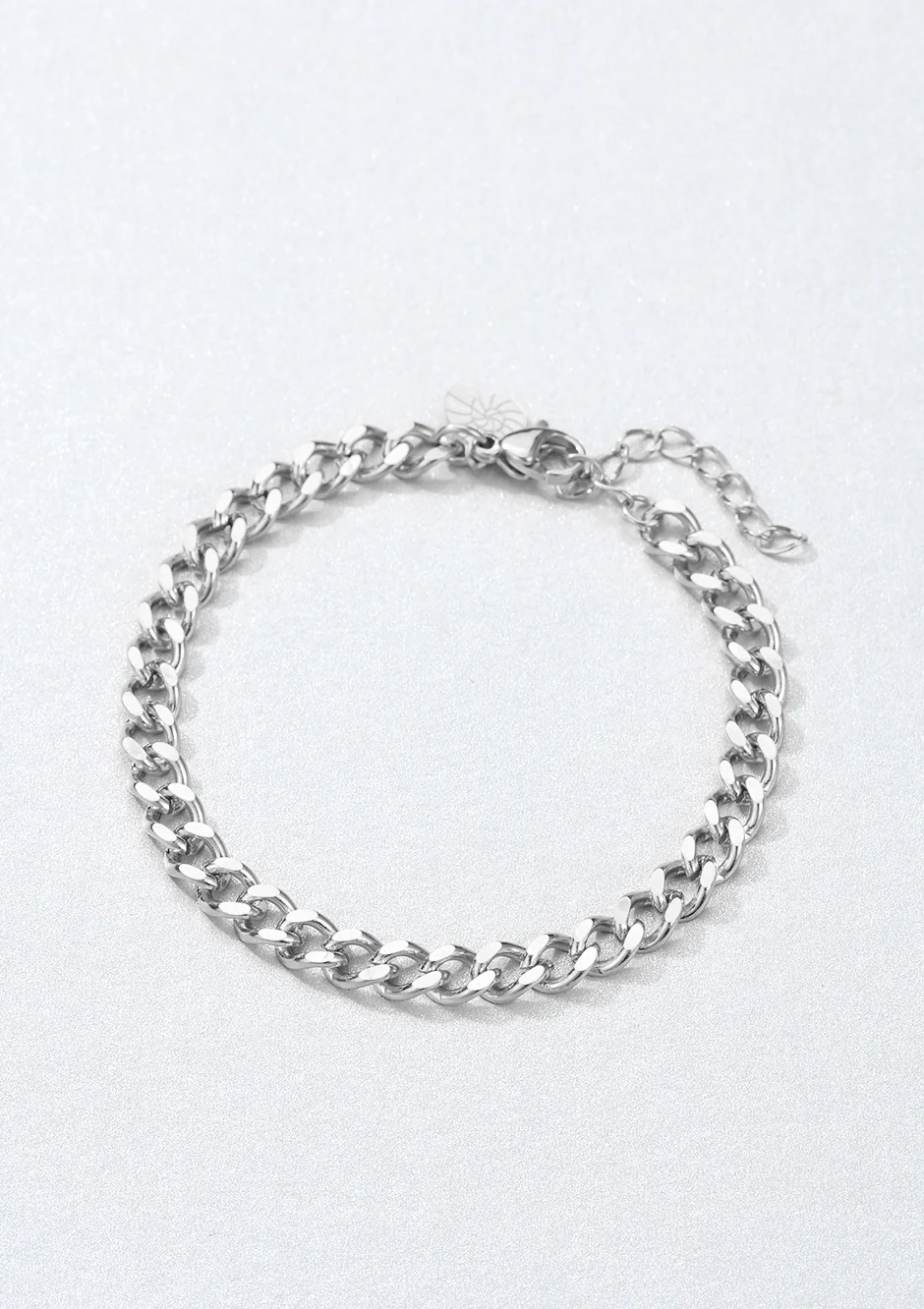 Chunky Curb Chain Bracelet Silver - Image 3