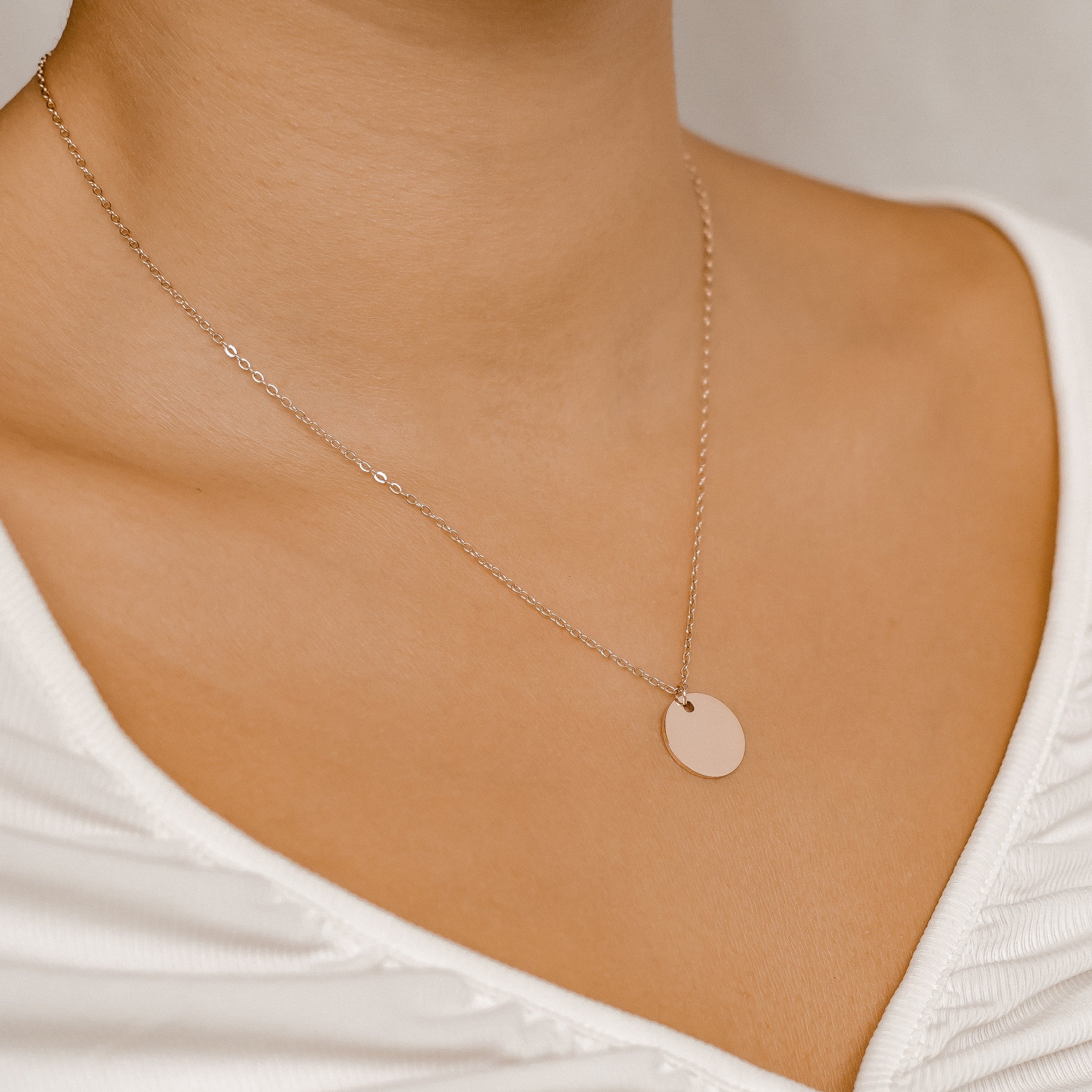 Circle Necklace Rose Gold - Image 5