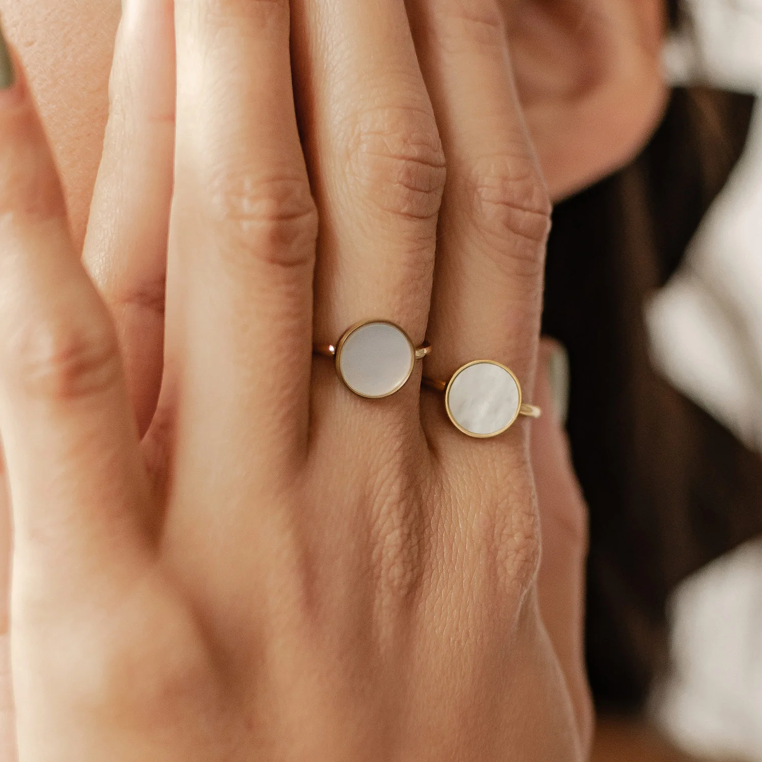 Delicate Circle Ring Rose Gold - Image 5