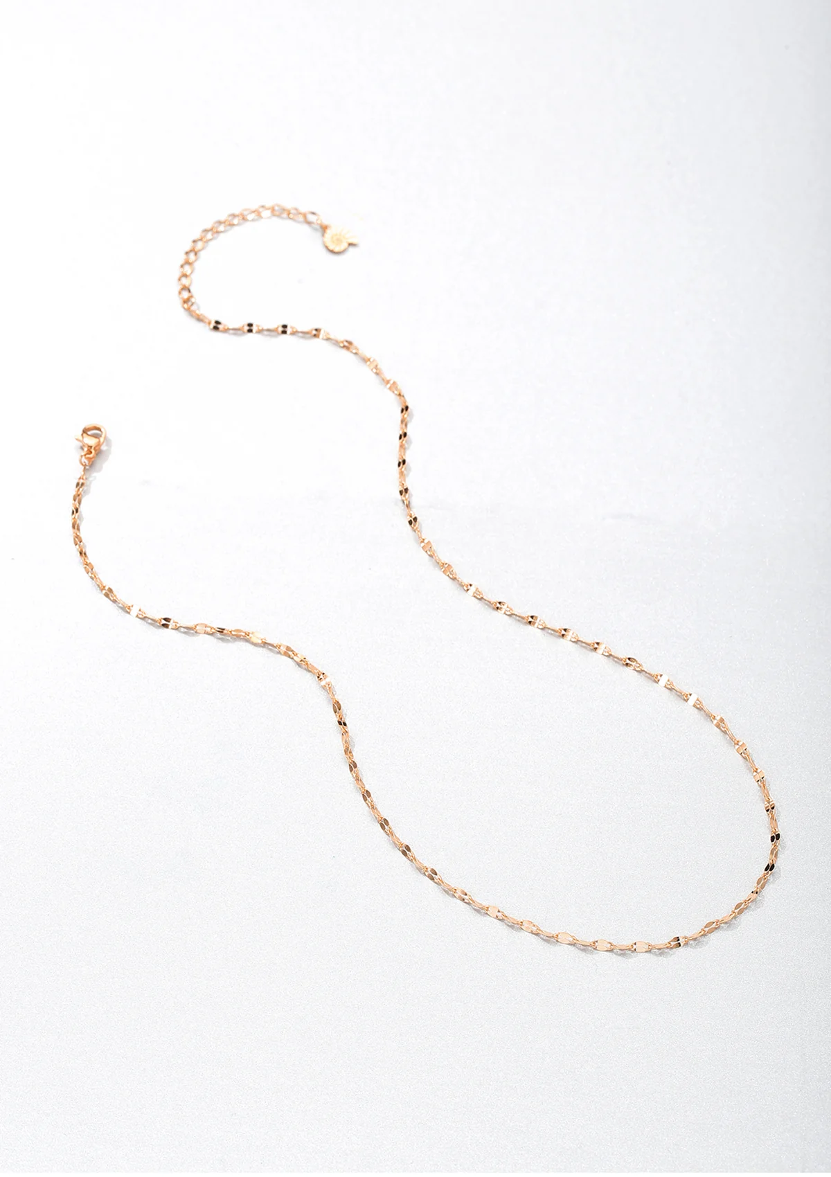 Flattened Rolo Chain Necklace Rose Gold - Image 4