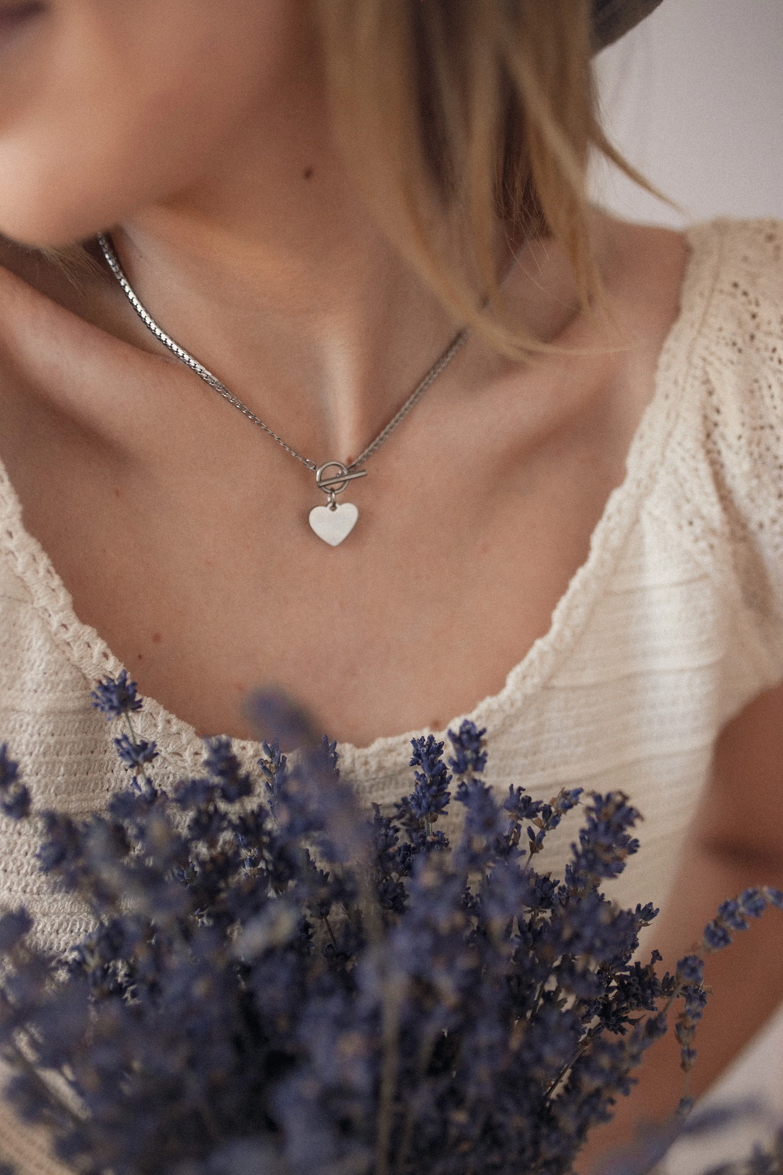 Heart Charm T-Bar Chain Necklace Silver - Image 10