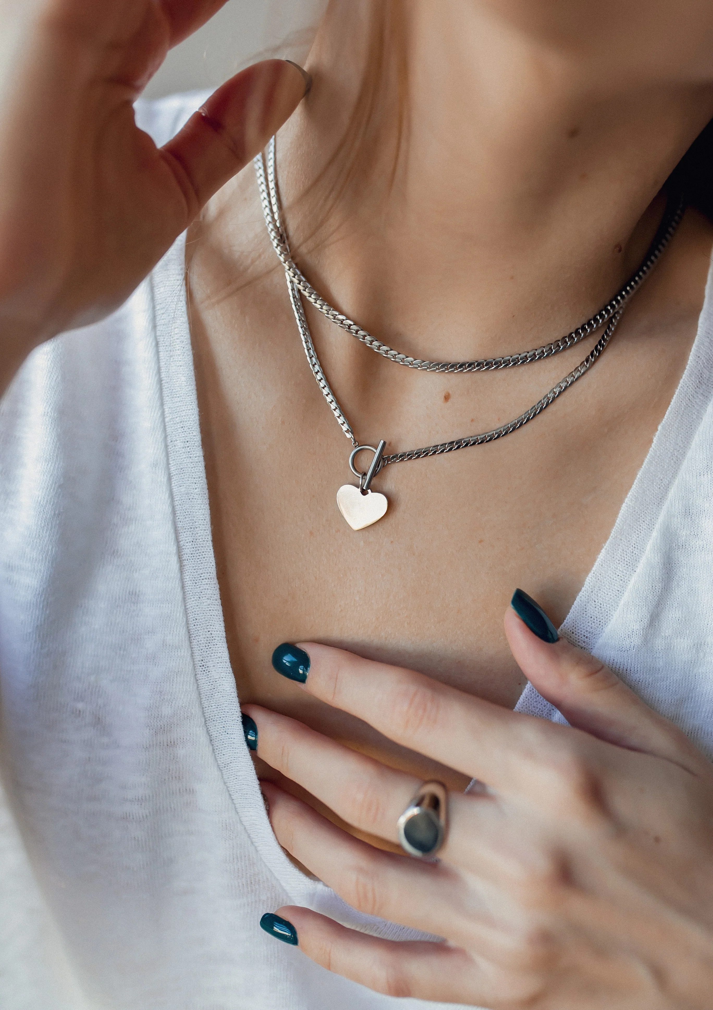 Heart Charm T-Bar Chain Necklace Silver - Image 9