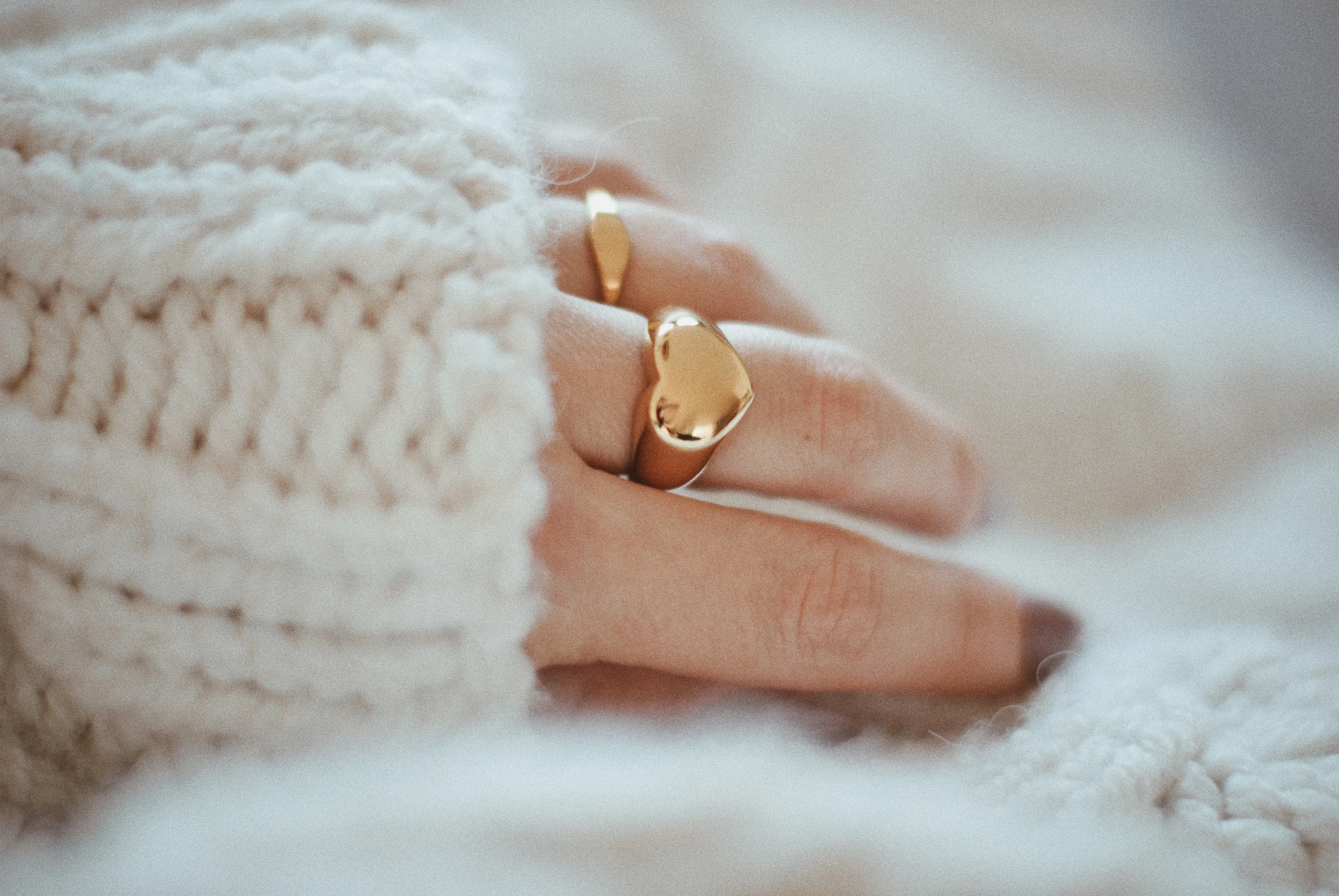 Pretty Ring Gold - Image 5