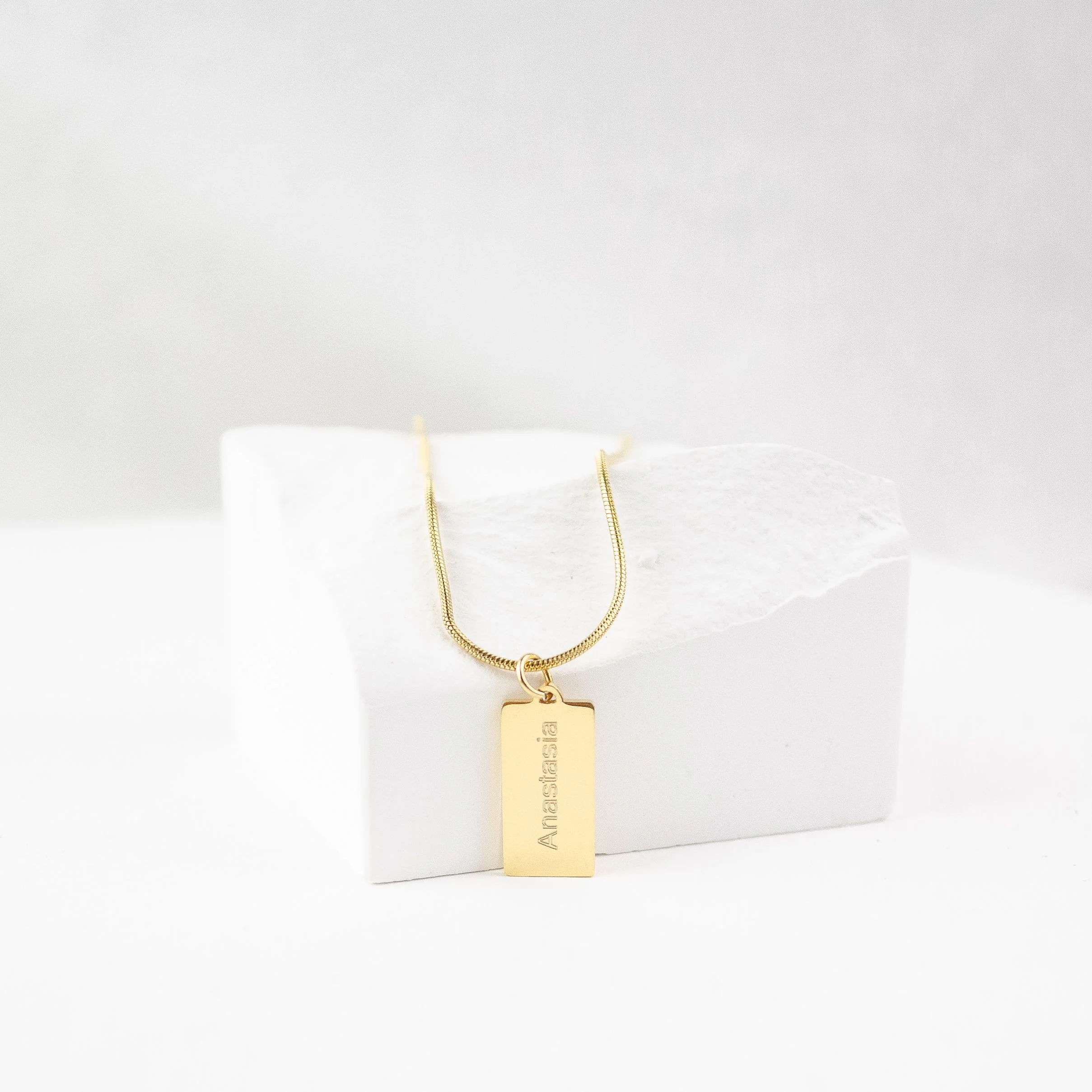 Rectangle Pendant Necklace Gold - Image 4