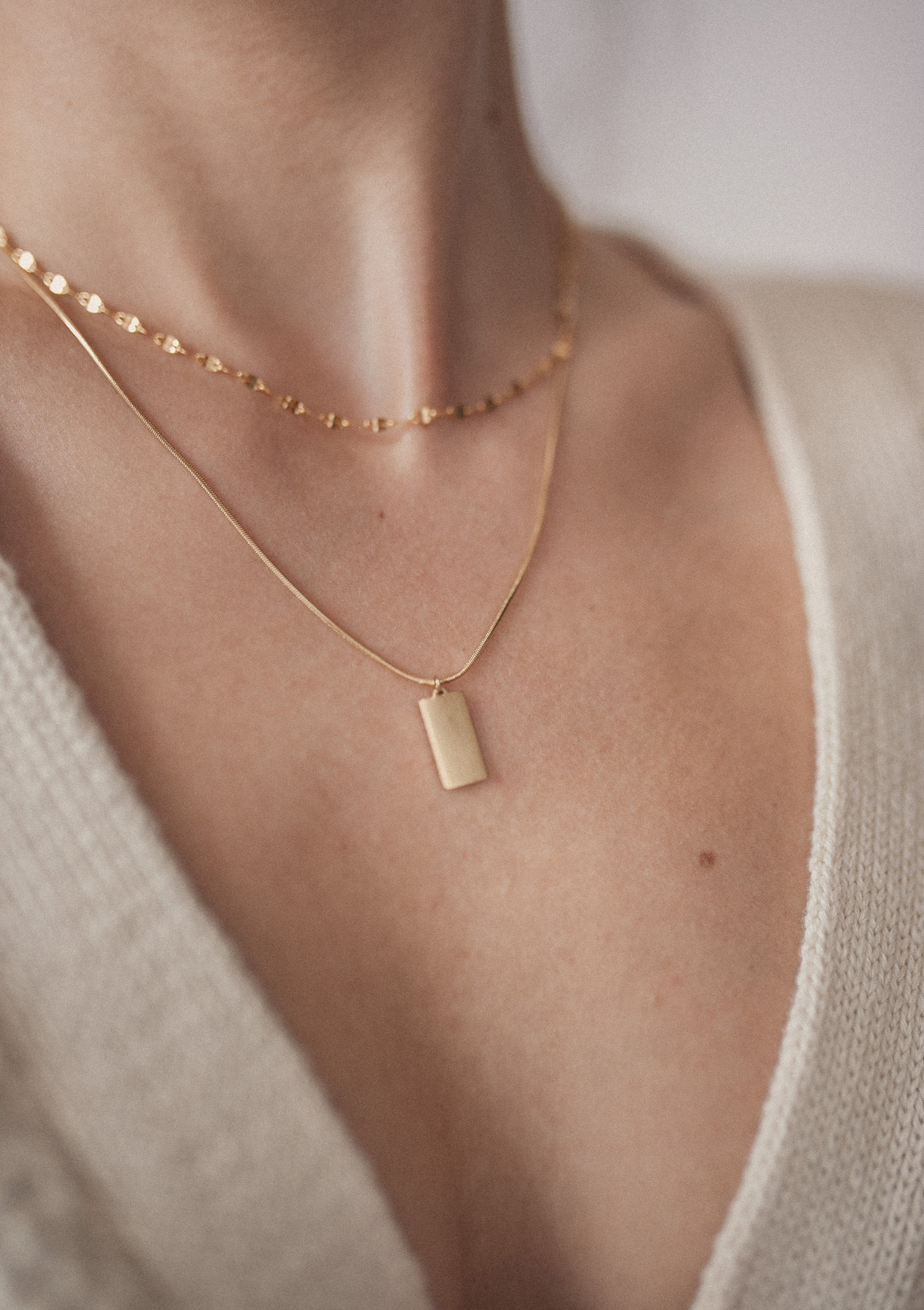 Rectangle Pendant Necklace Gold - Image 8