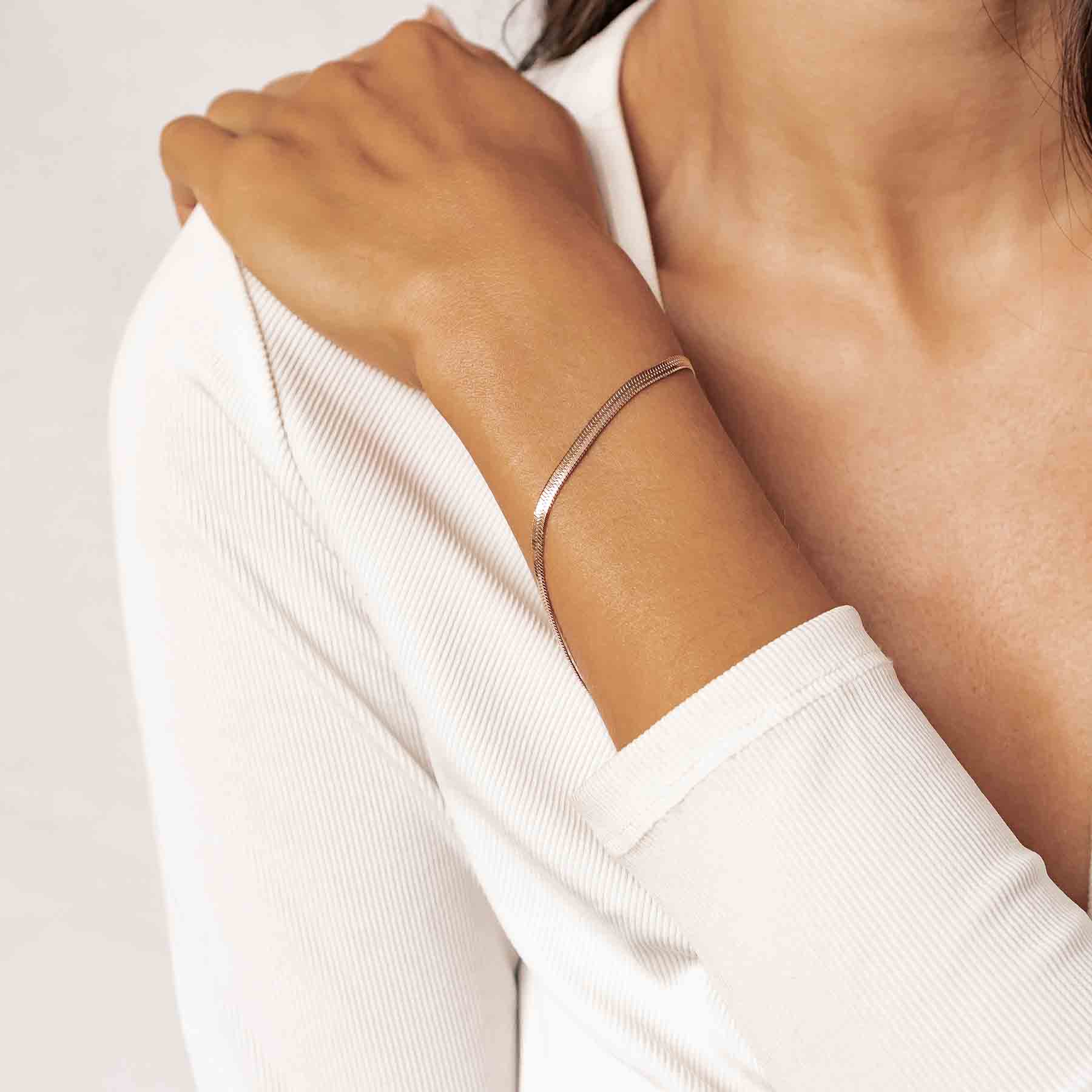 Snake Chain Bracelet Rose Gold - Image 10